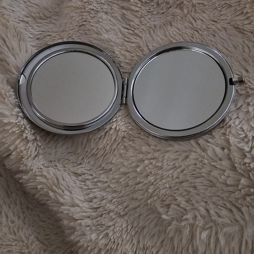 PARIS compact mirror - Picture 3 of 4